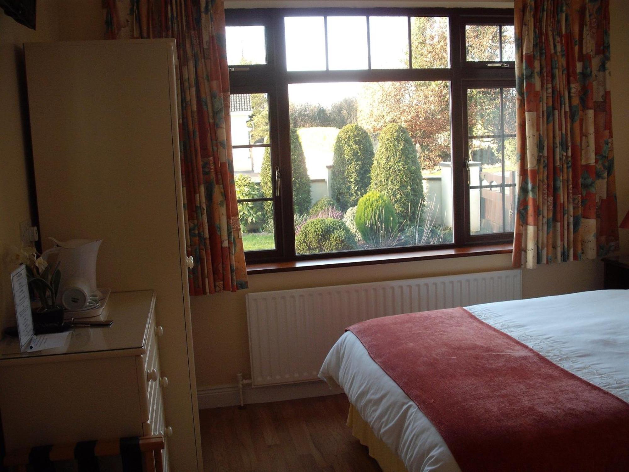 Maryville Bed And Breakfast Nenagh Exterior foto